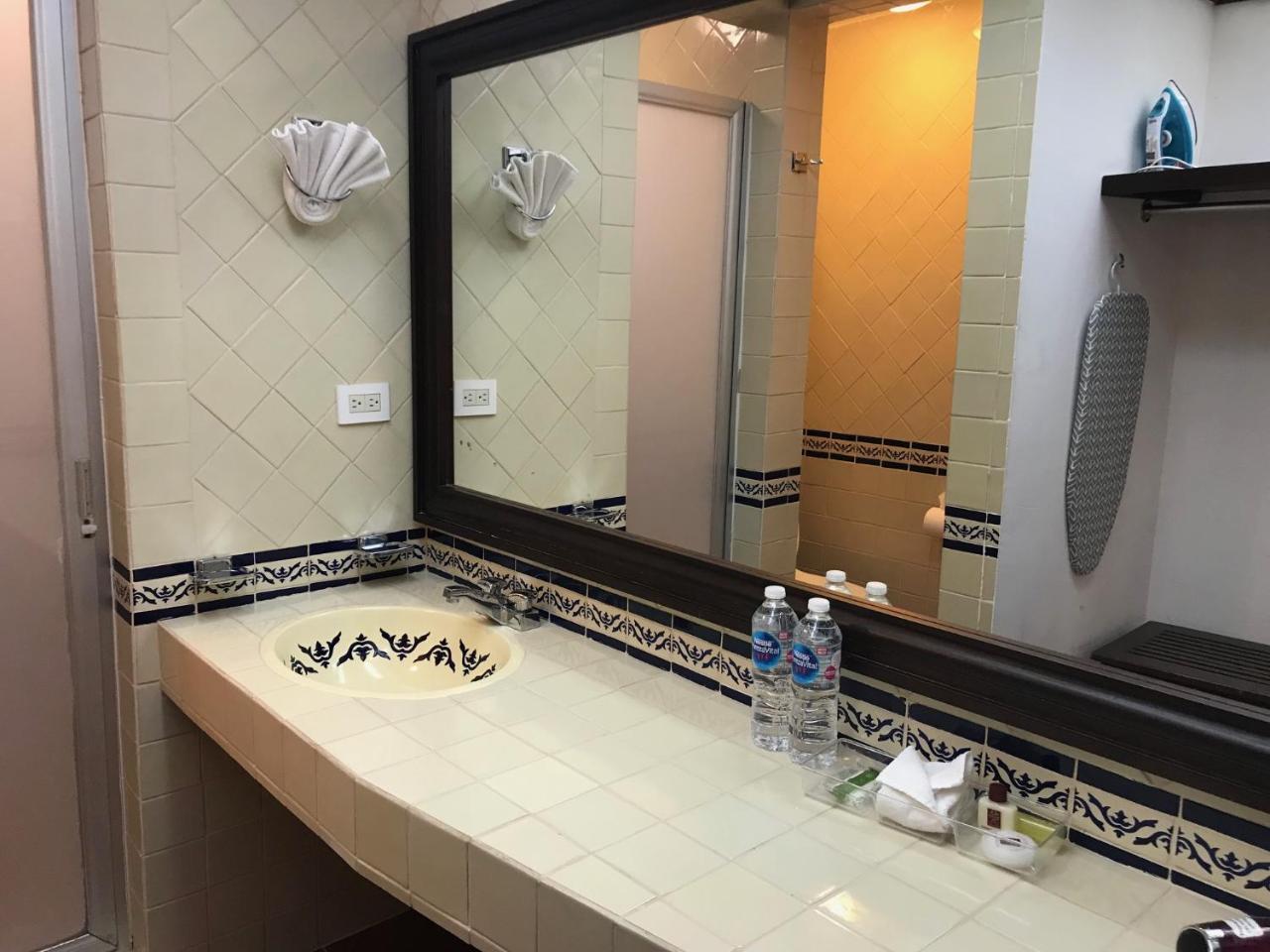 Hotel Valles ซิวดัด วัลเลส ภายนอก รูปภาพ