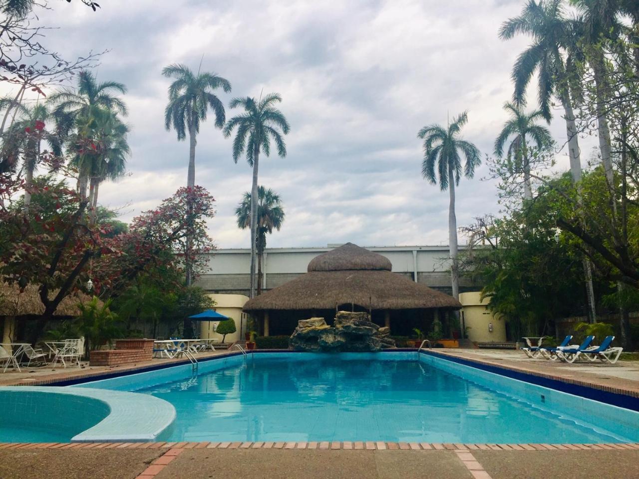 Hotel Valles ซิวดัด วัลเลส ภายนอก รูปภาพ