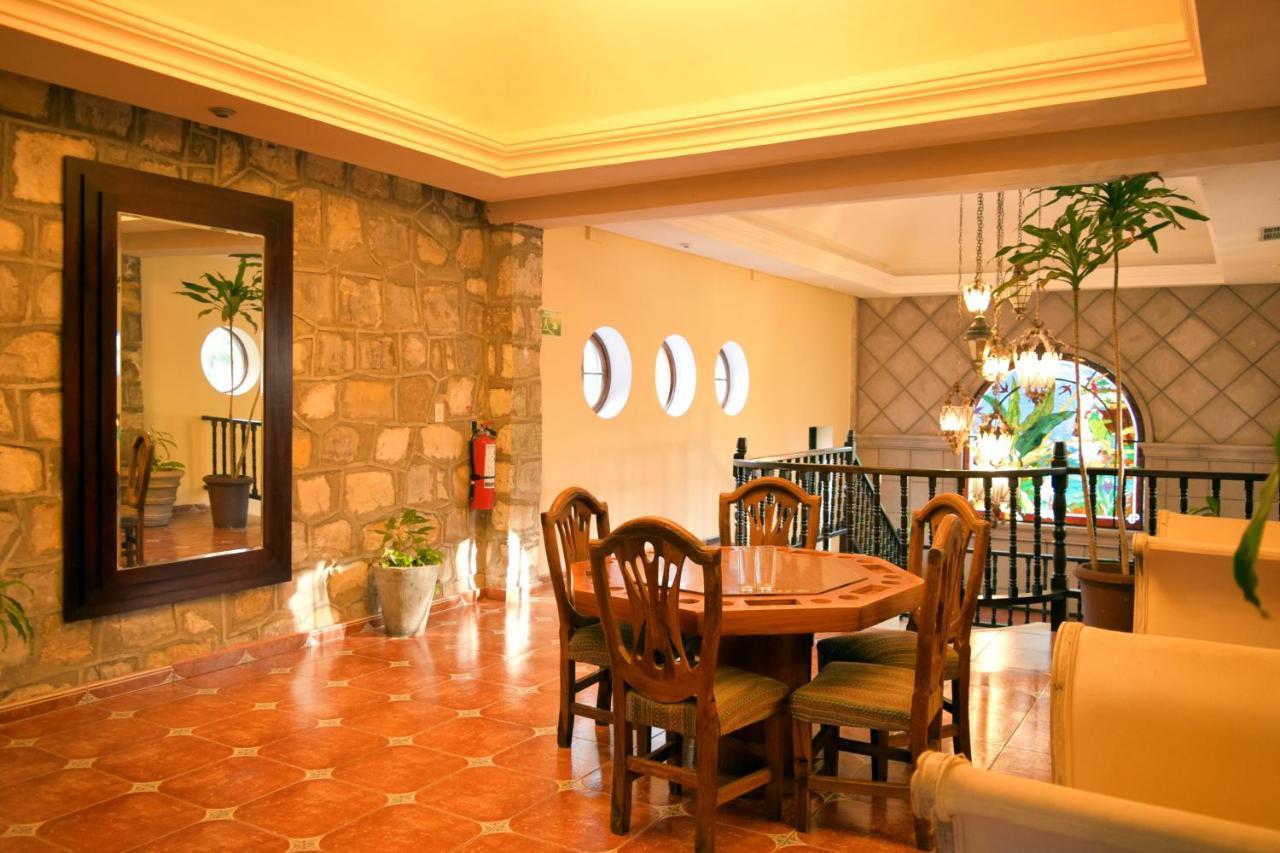 Hotel Valles ซิวดัด วัลเลส ภายนอก รูปภาพ